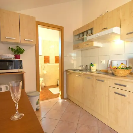 Apartment Mladenka